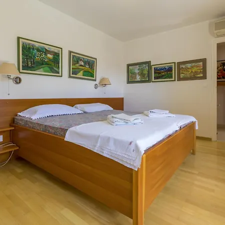 Haus Katarina Nyaraló *